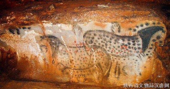 科学家研究显示远古洞穴壁画出自女性之手